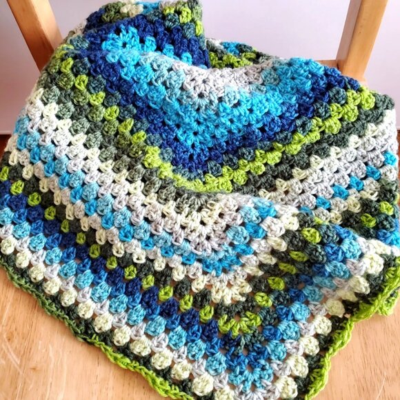Crochet BABY BLANKET AFGHAN Lap Granny 28" x 28" Green Blue Gray Navy NEW Unisex - Picture 3 of 9
